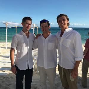 Meet your Posher, Miles